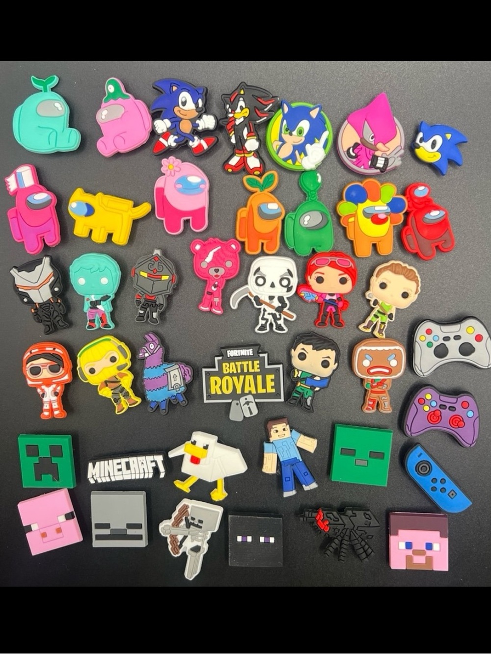Set of 45pcs Video Game Lover Various Characters Sonic Minecraft Shoe Charms Lot